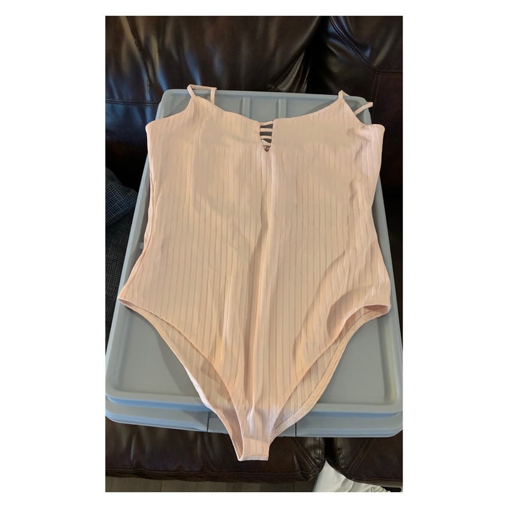 Socialite bodysuit (in peach) Tilly’s